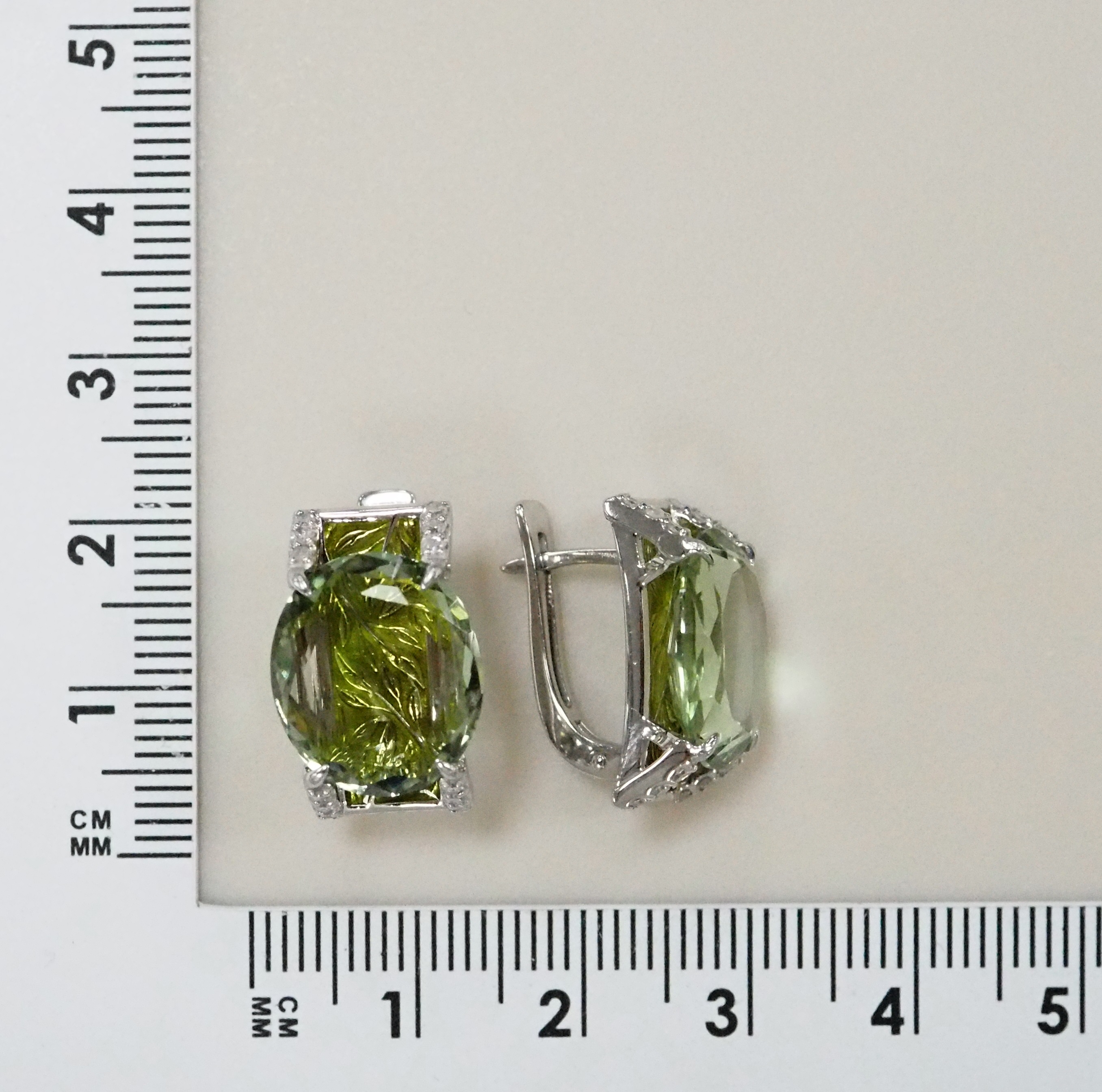 10512-000171 Серьги (Au 585)